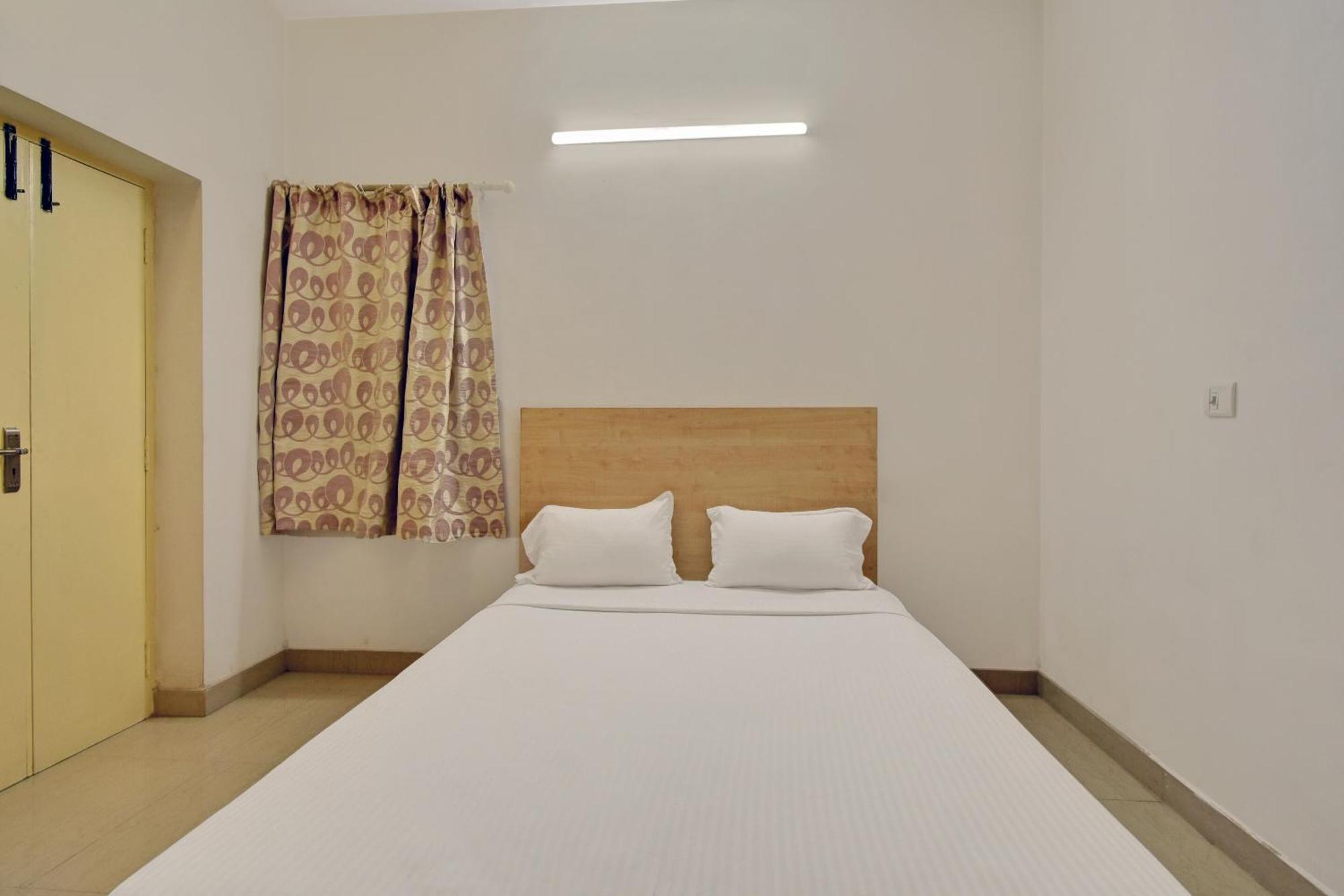 Hotel O Dakshin Villa Ecr شيناي المظهر الخارجي الصورة
